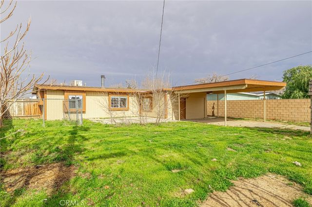 1238 W Avenue H15, Lancaster, CA 93534