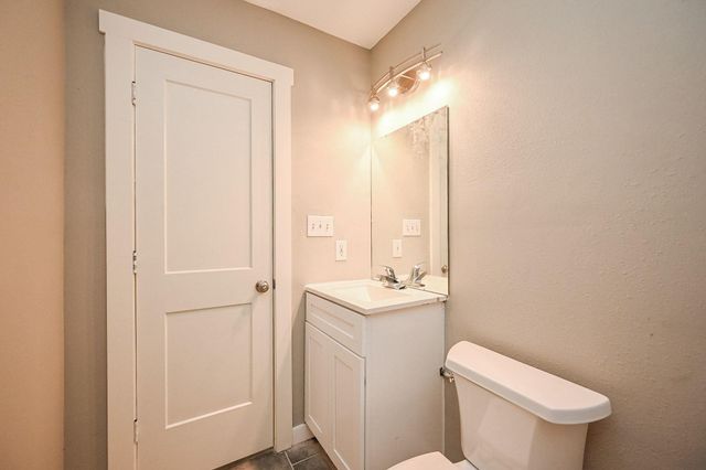 6607 W T C Jester Boulevard, Houston, TX 77091