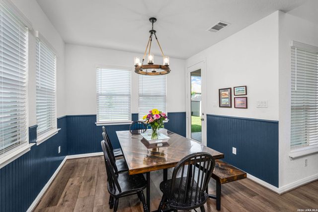 10157 BUSSANG RD, Schertz, TX 78154