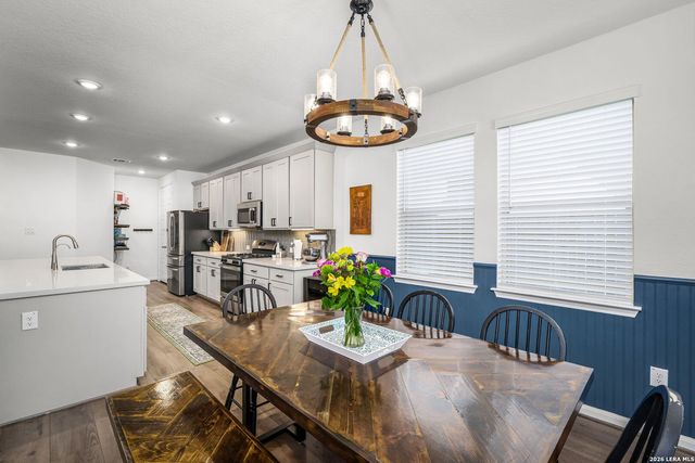 10157 BUSSANG RD, Schertz, TX 78154