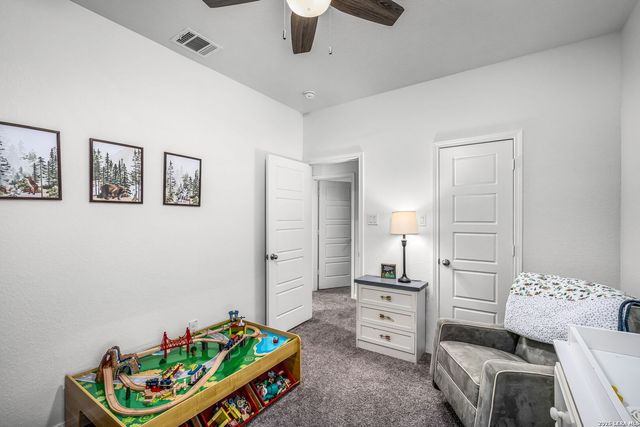 10157 BUSSANG RD, Schertz, TX 78154