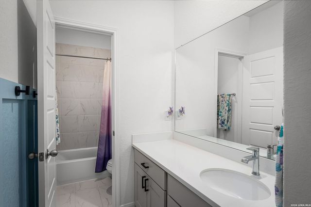 10157 BUSSANG RD, Schertz, TX 78154