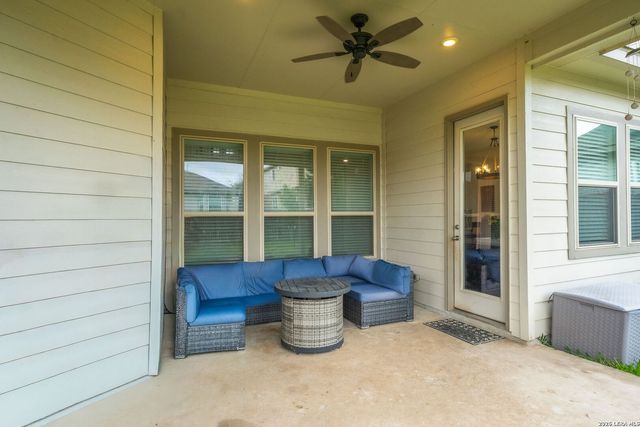 10157 BUSSANG RD, Schertz, TX 78154