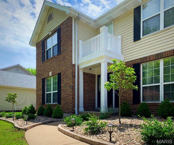 1635 Clayton Spur Court, Ellisville, MO 63011