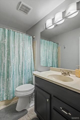 1635 Clayton Spur Court, Ellisville, MO 63011