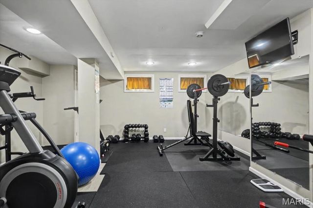 1635 Clayton Spur Court, Ellisville, MO 63011