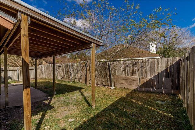 2538 Allencrest Dr, Corpus Christi, TX 78415