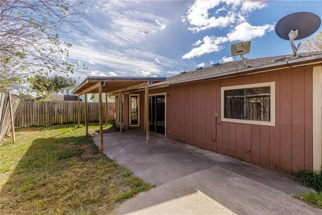 2538 Allencrest Dr, Corpus Christi, TX 78415