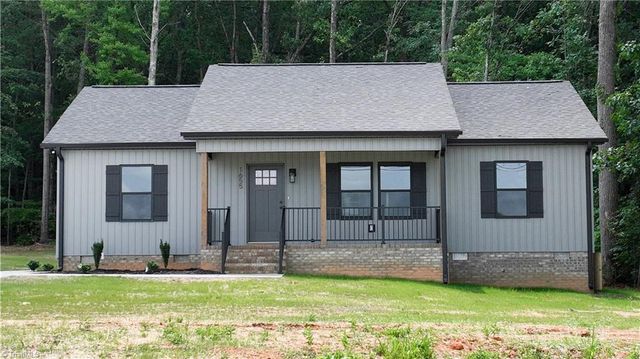 1655 BLAIR Street, Thomasville, NC 27360