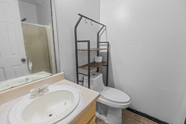 235 Hickory Street, Blossom, TX 75416