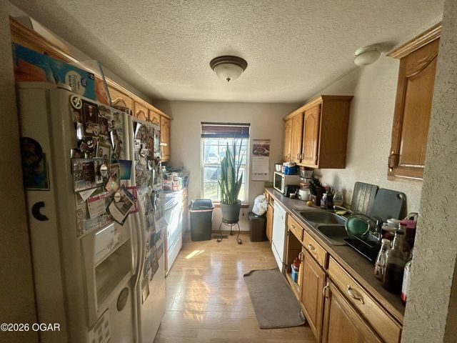 2639 E 5th Street, Joplin, MO 64801