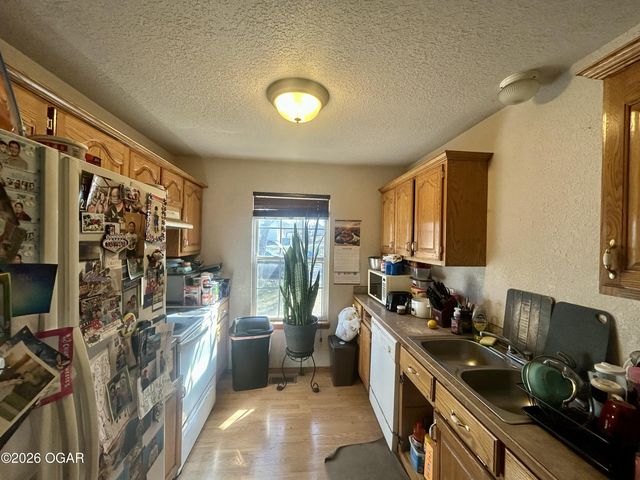 2639 E 5th Street, Joplin, MO 64801