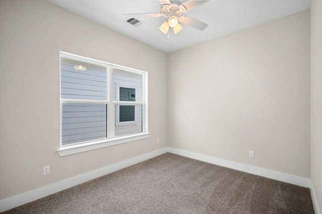 8016 Willow Street B, Houston, TX 77088