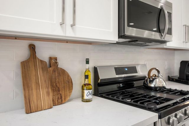 8016 Willow Street B, Houston, TX 77088