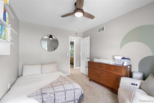 1511 E 11 Mile Road, Madison Heights, MI 48071