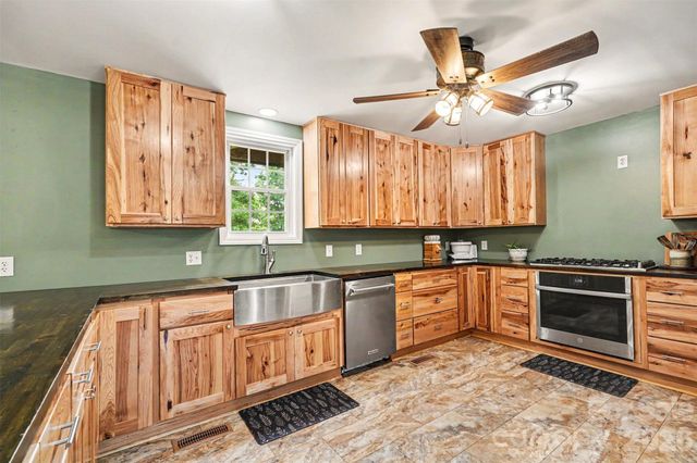 29440 Nelson Mountain Road, Albemarle, NC 28001