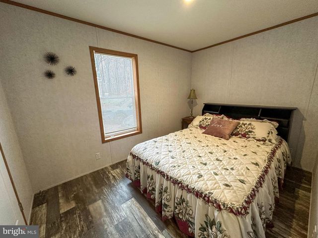 725 HILLSIDE DR, Gap, PA 17527