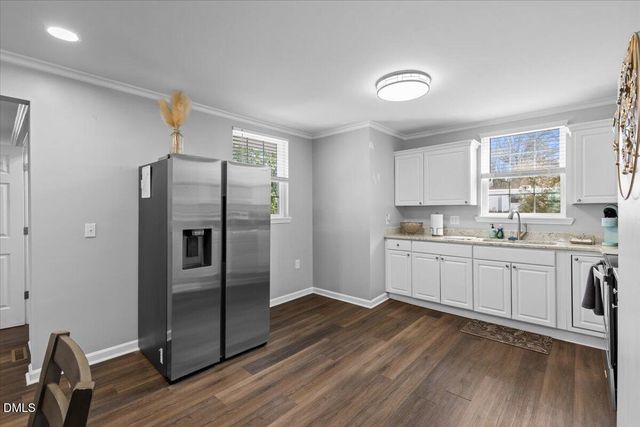 411 Hillcrest Avenue, Burlington, NC 27215