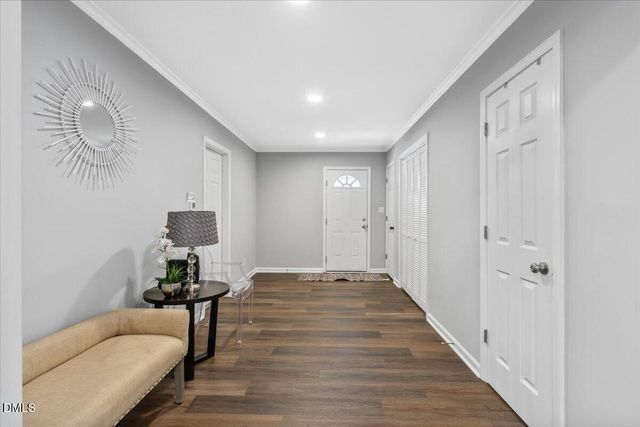 411 Hillcrest Avenue, Burlington, NC 27215