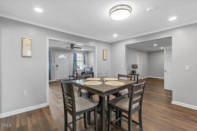 411 Hillcrest Avenue, Burlington, NC 27215