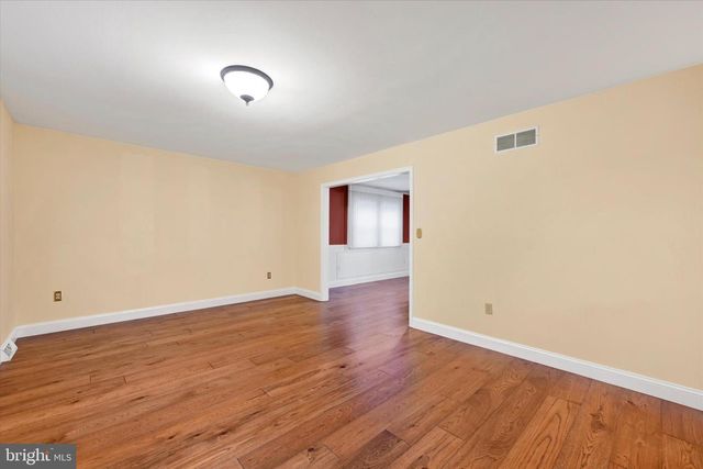 1814 RIDGECROFT DR, Forest Hill, MD 21050