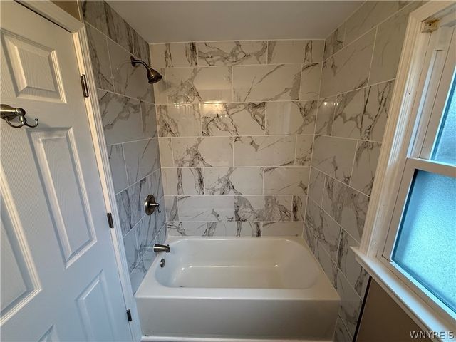 133 Allenhurst Road, Amherst, NY 14226