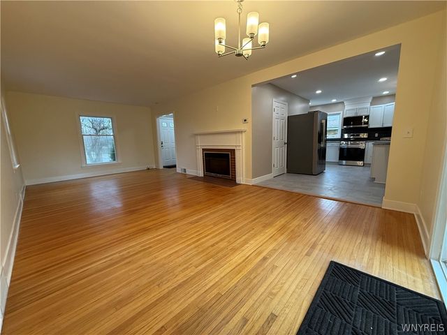 133 Allenhurst Road, Amherst, NY 14226