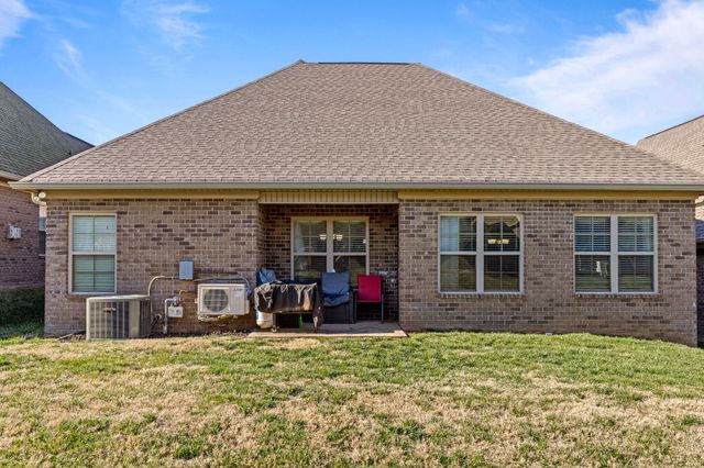 204 Zion Cv Lane, Englewood, TN 37329