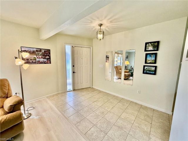 19993 Lake Vista CIR N, Lehigh Acres, FL 33936