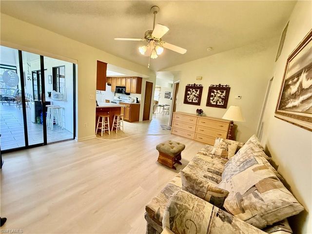 19993 Lake Vista CIR N, Lehigh Acres, FL 33936