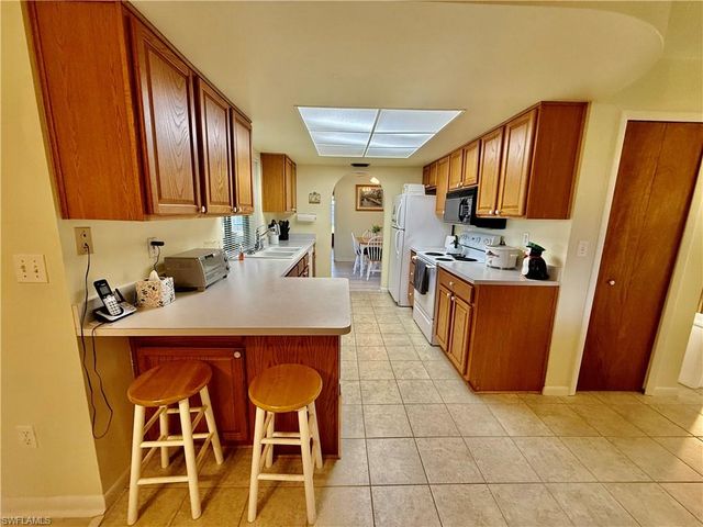 19993 Lake Vista CIR N, Lehigh Acres, FL 33936