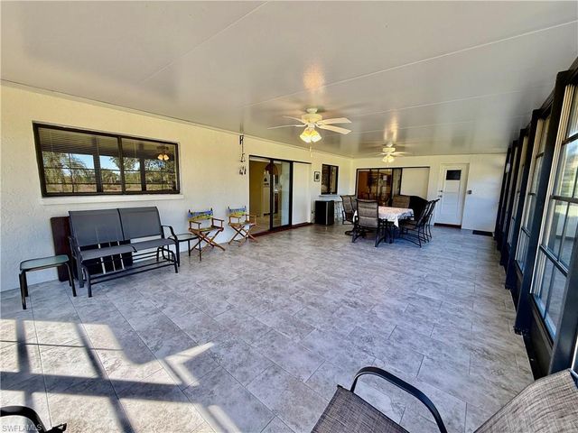 19993 Lake Vista CIR N, Lehigh Acres, FL 33936