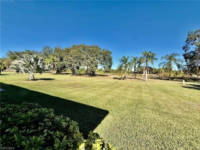 19993 Lake Vista CIR N, Lehigh Acres, FL 33936