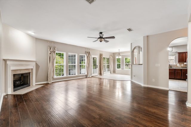 808 Northstar Ct, Old Hickory, TN 37138
