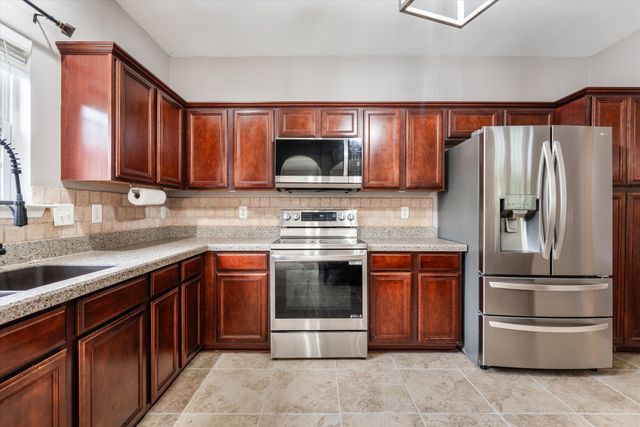 808 Northstar Ct, Old Hickory, TN 37138