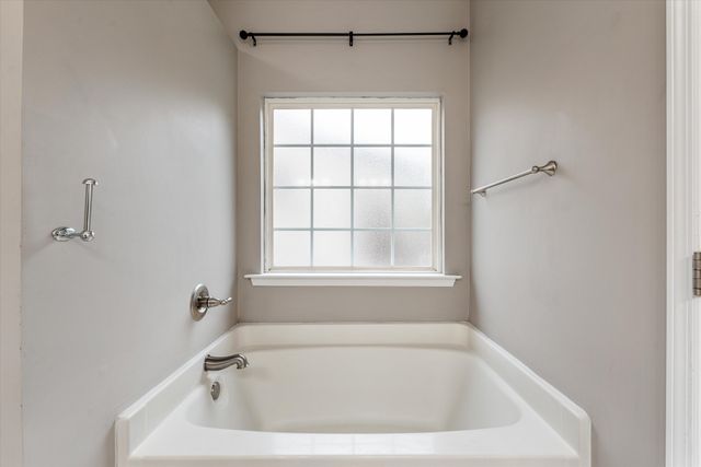 808 Northstar Ct, Old Hickory, TN 37138