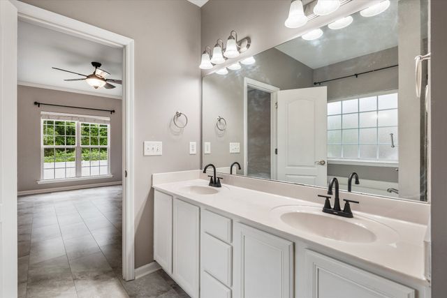 808 Northstar Ct, Old Hickory, TN 37138