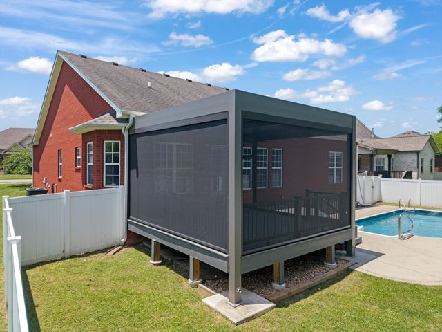 808 Northstar Ct, Old Hickory, TN 37138
