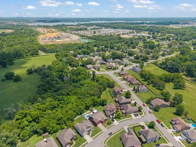 808 Northstar Ct, Old Hickory, TN 37138