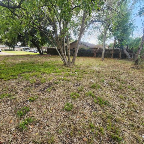 7709 Navasota Street, Houston, TX 77016