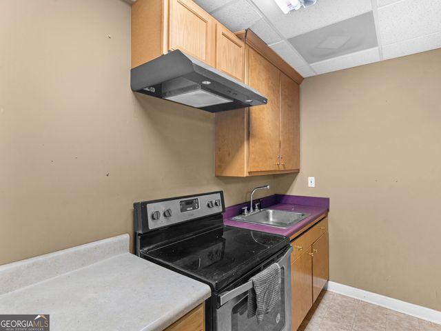 517 N Pine Hill Road, Griffin, GA 30223