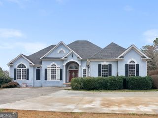 517 N Pine Hill Road, Griffin, GA 30223