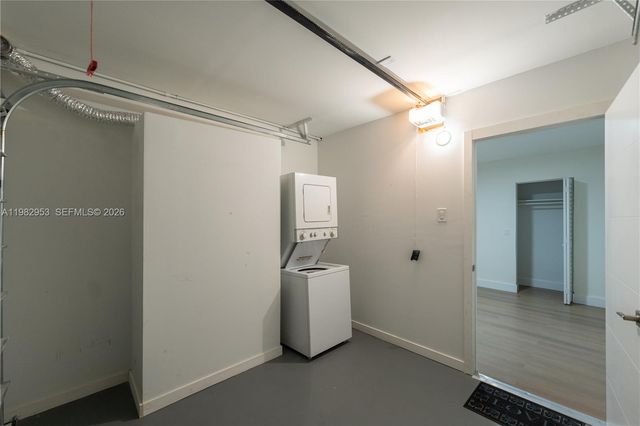 1615 NE 9th St 2, Fort Lauderdale, FL 33304