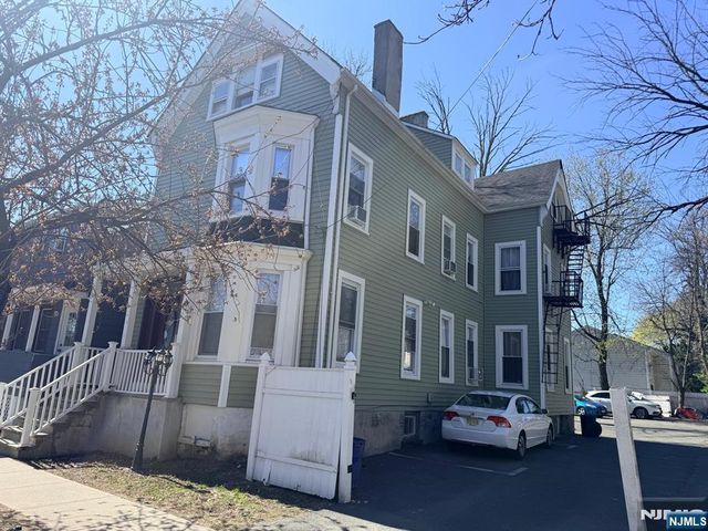 318 White Street, Orange, NJ 07050