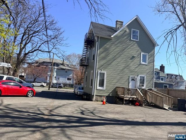 318 White Street, Orange, NJ 07050