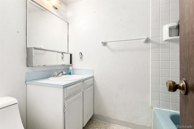 15362 E 8th Avenue, Aurora, CO 80011