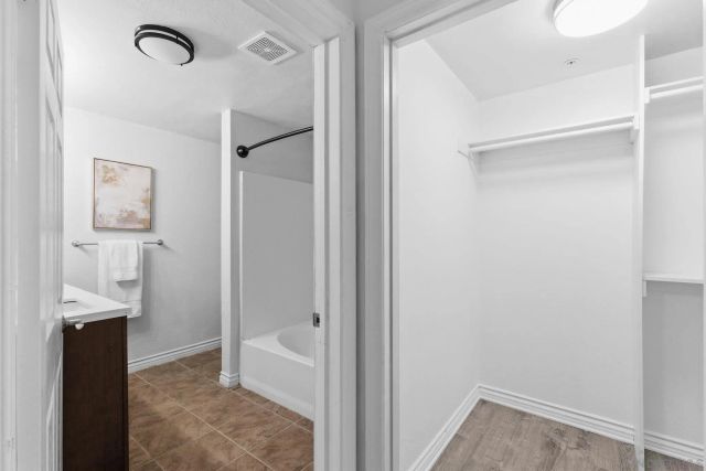 1480 Broadway 2210, San Diego, CA 92101