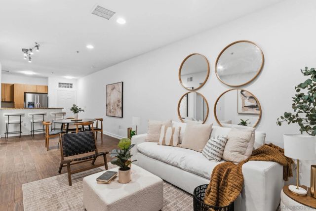 1480 Broadway 2210, San Diego, CA 92101