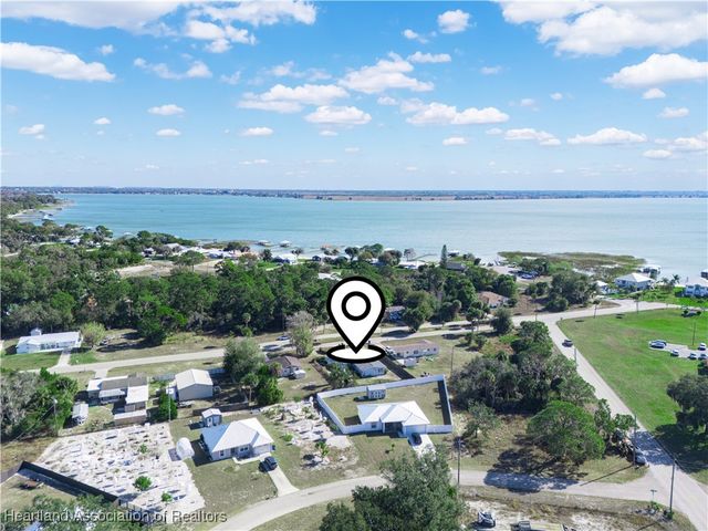 1635 Washington Boulevard NE, Lake Placid, FL 33852