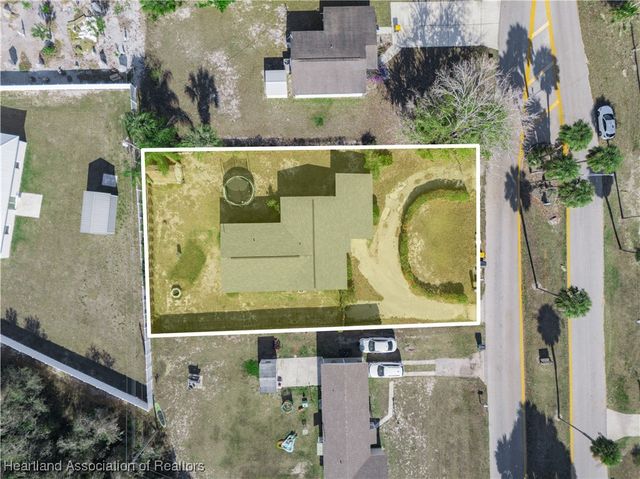 1635 Washington Boulevard NE, Lake Placid, FL 33852